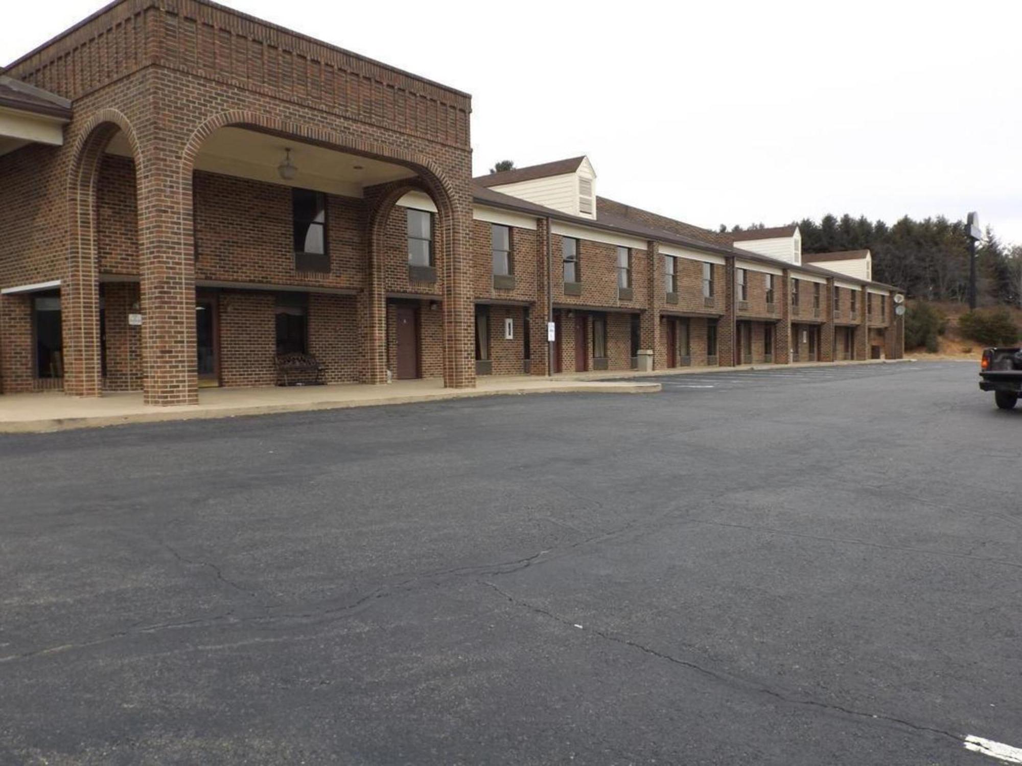Motel 6 Fancy Gap Va Exterior foto